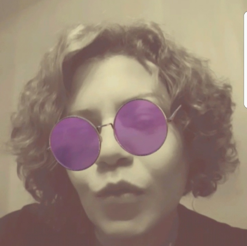 Meet your Posher, Yolanda